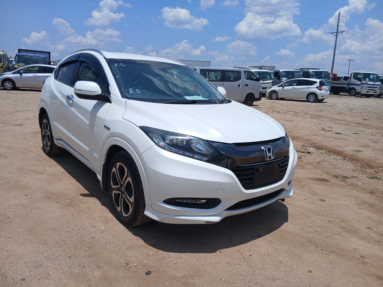 White 2017 Compact SUV